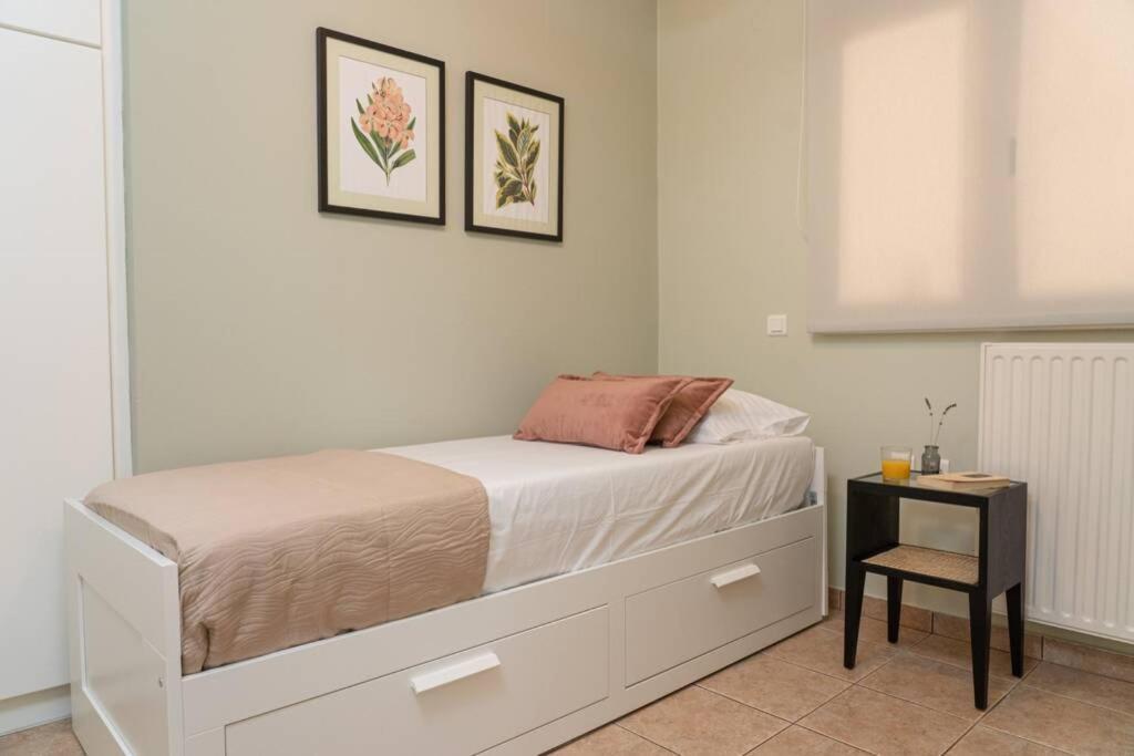 Central & Elegant Suite With Private Garden Аргостолион Екстериор снимка